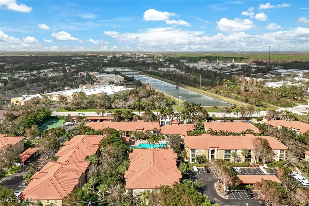 8960 Colonnades Court E Bonita Springs FL 34135