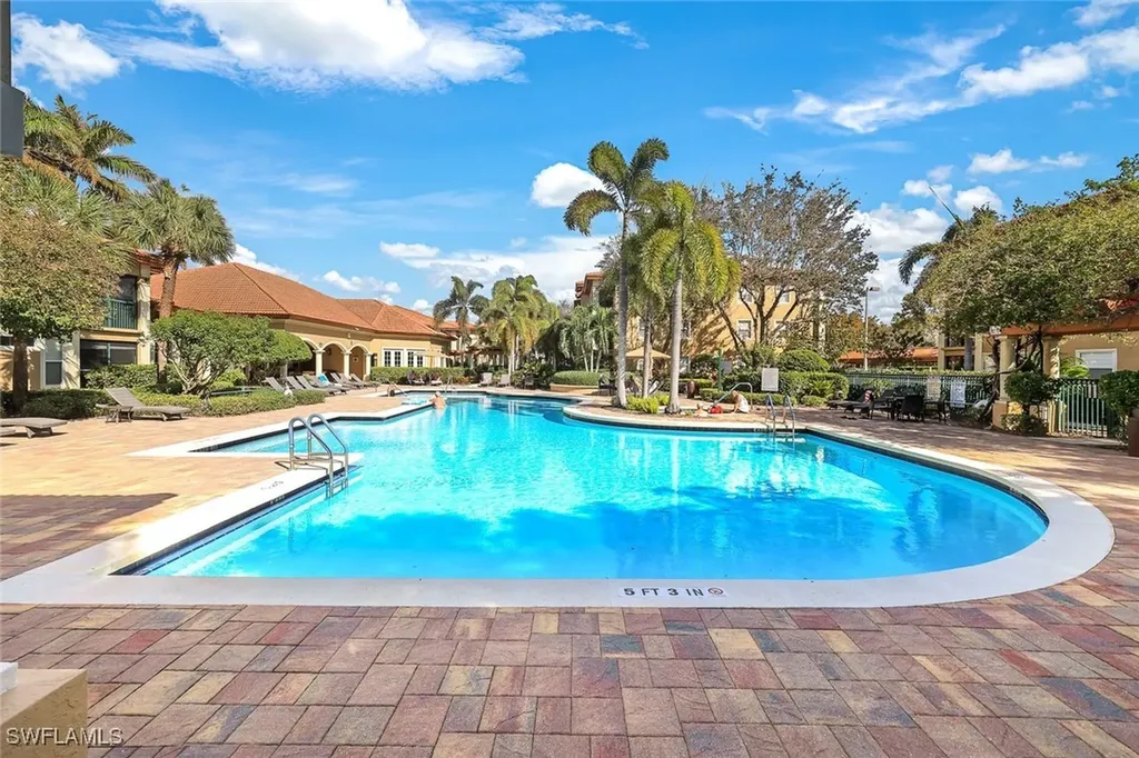 8960 Colonnades Court E Bonita Springs FL 34135