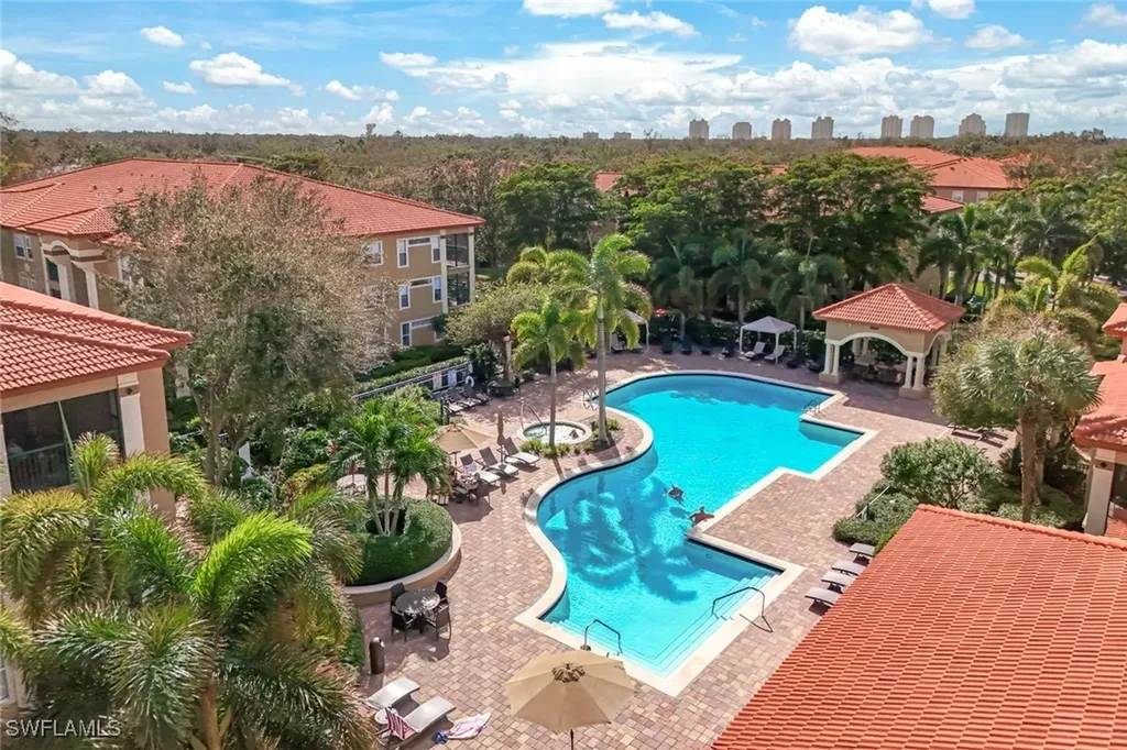 8960 Colonnades Court E Bonita Springs FL 34135