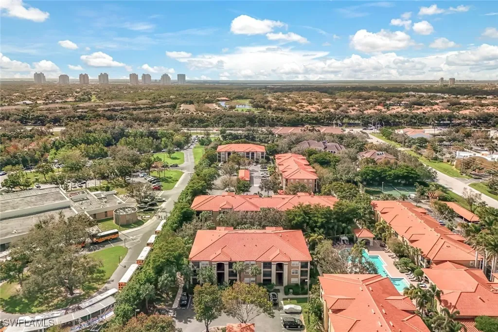 8960 Colonnades Court E Bonita Springs FL 34135