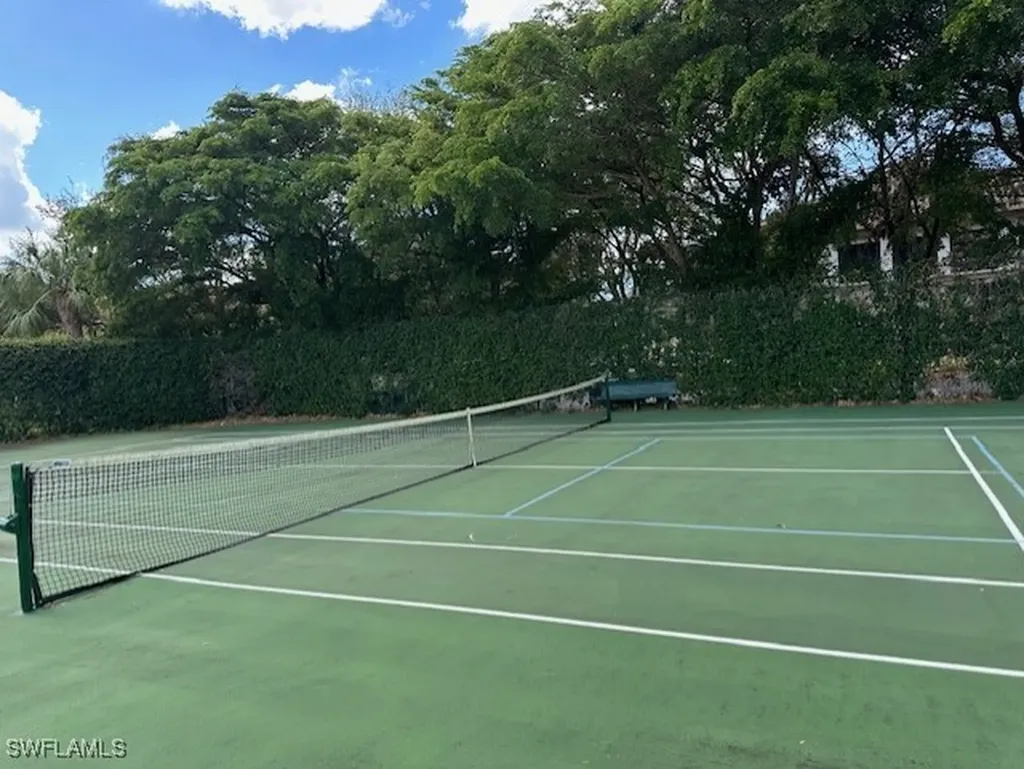 8960 Colonnades Court E Bonita Springs FL 34135