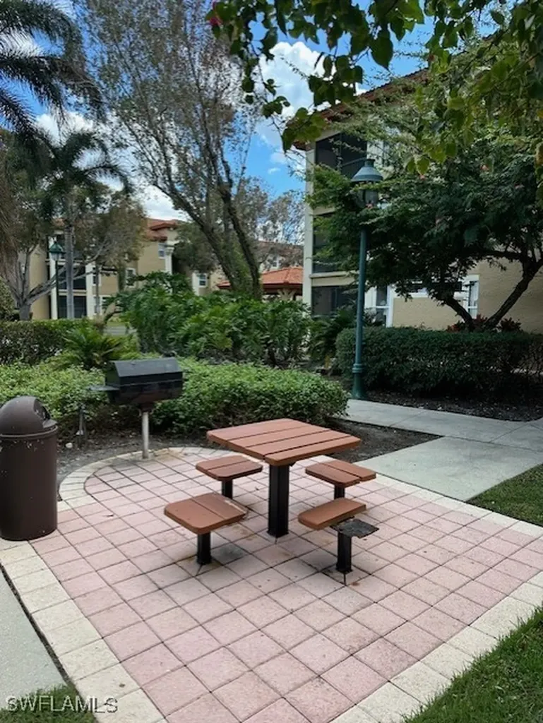8960 Colonnades Court E Bonita Springs FL 34135