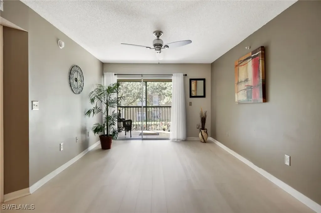 8960 Colonnades Court E Bonita Springs FL 34135