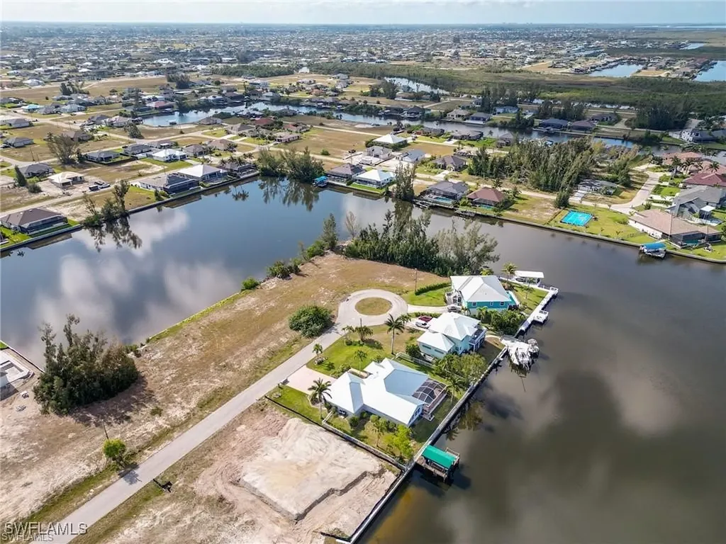 2305 NW 44th Place Cape Coral FL 33993