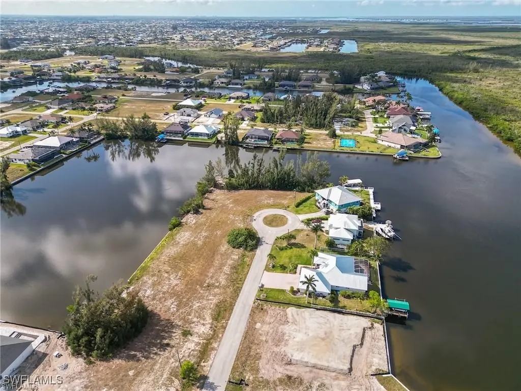2305 NW 44th Place Cape Coral FL 33993