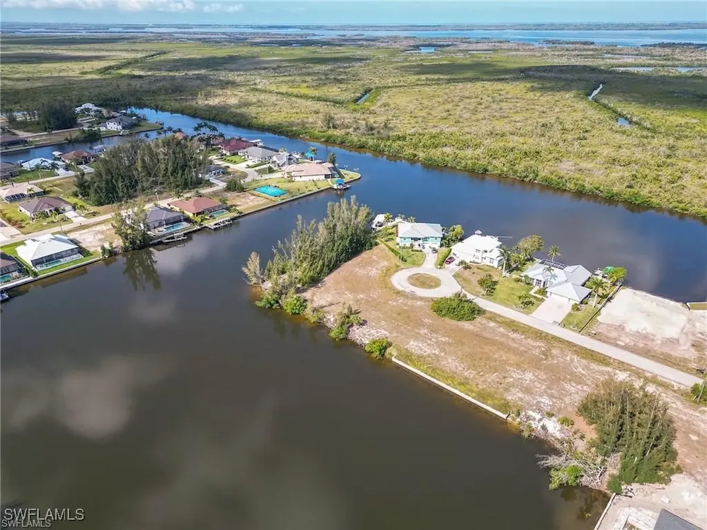 2305 NW 44th Place Cape Coral FL 33993