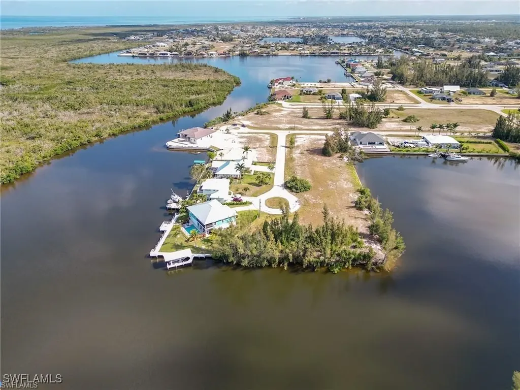 2305 NW 44th Place Cape Coral FL 33993