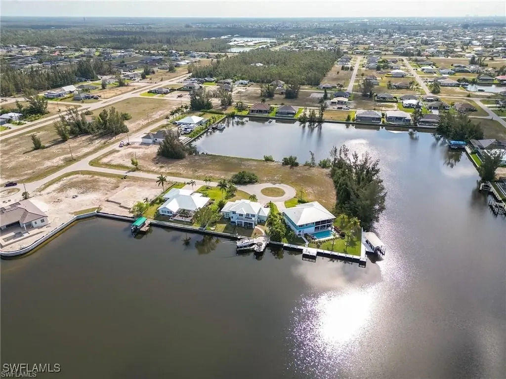 2305 NW 44th Place Cape Coral FL 33993