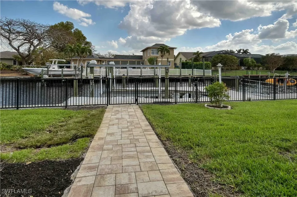 6758 Griffin Boulevard Fort Myers FL 33908