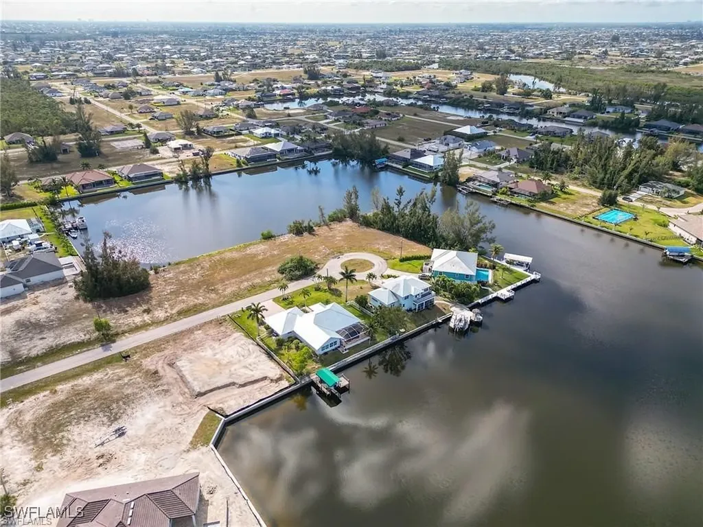 2303 NW 44th Place Cape Coral FL 33993