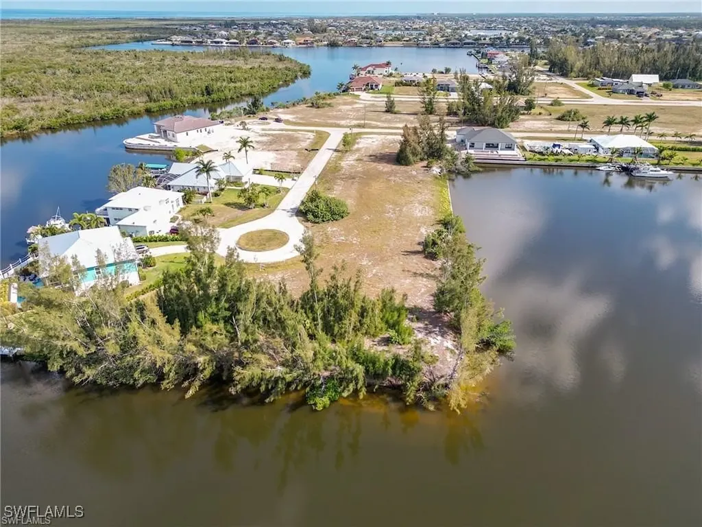 2303 NW 44th Place Cape Coral FL 33993