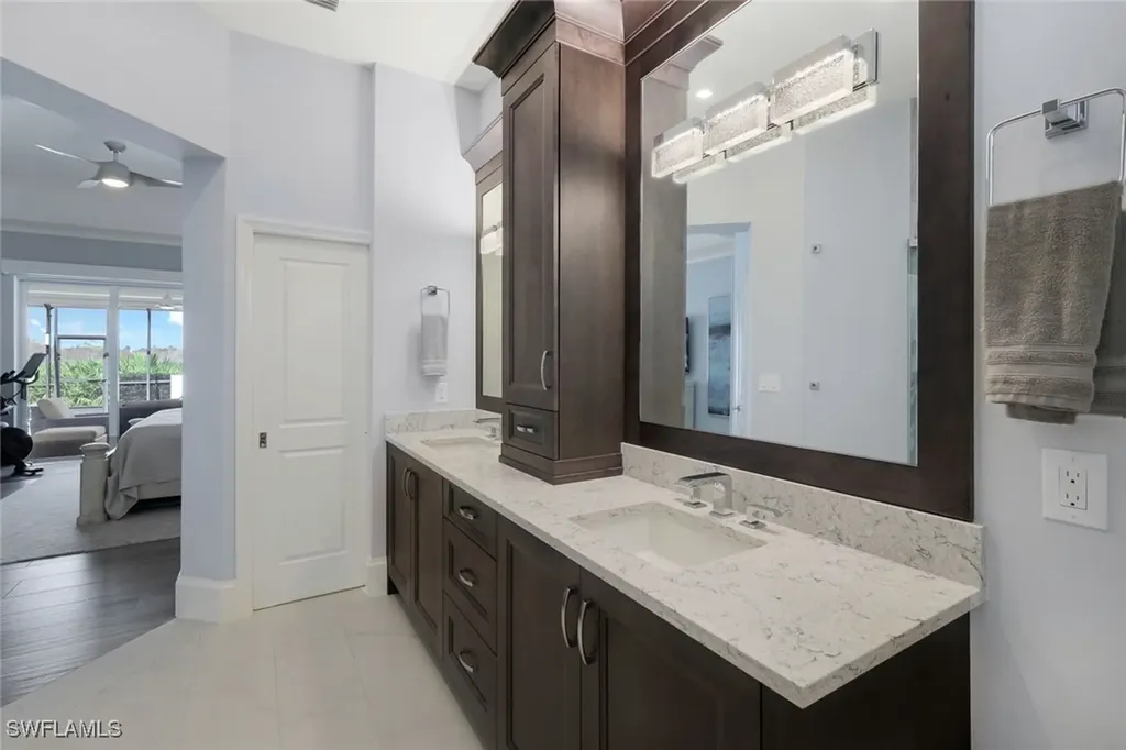 3390 Riviera Lakes Court Bonita Springs FL 34134