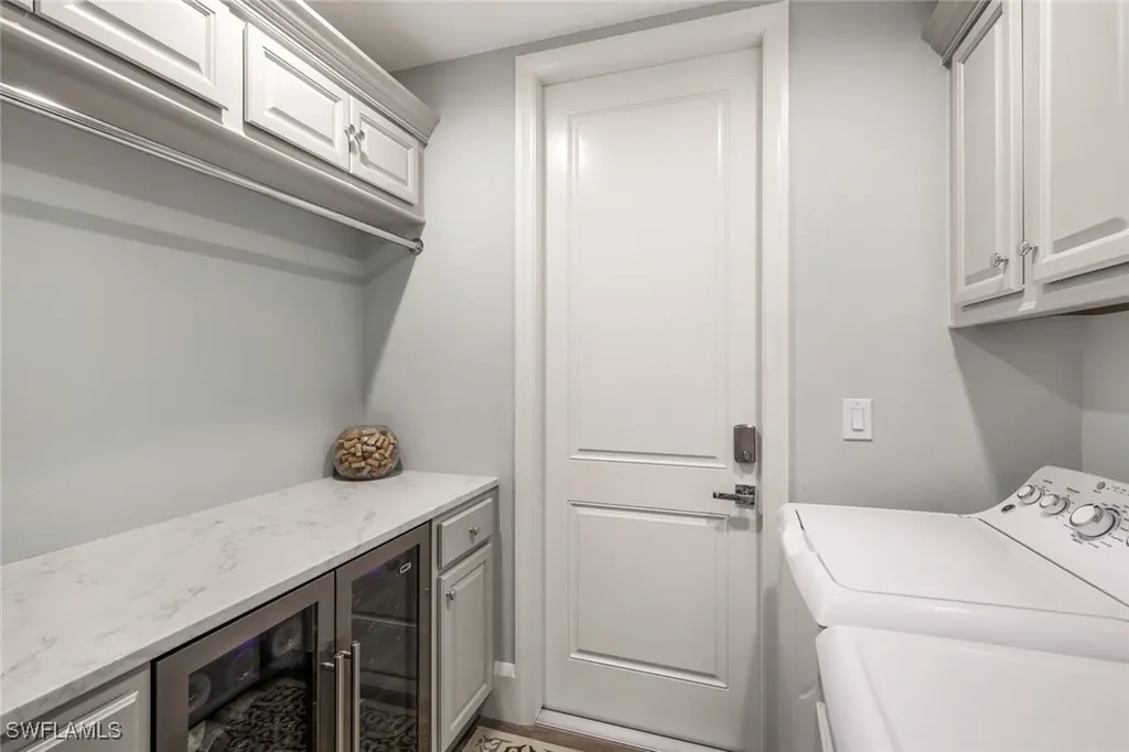 3390 Riviera Lakes Court Bonita Springs FL 34134