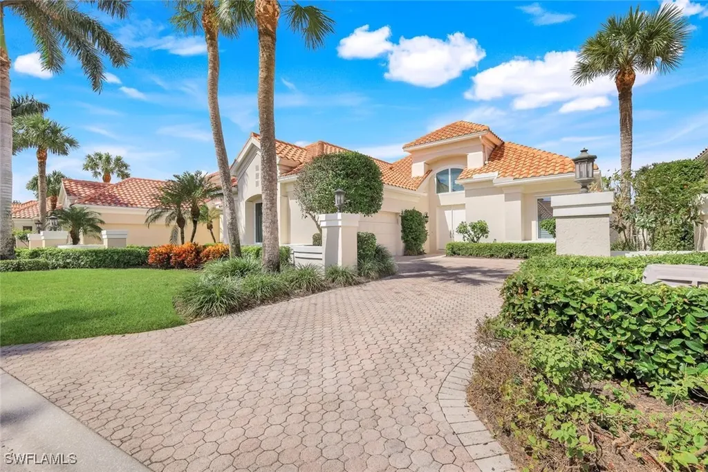 3390 Riviera Lakes Court Bonita Springs FL 34134