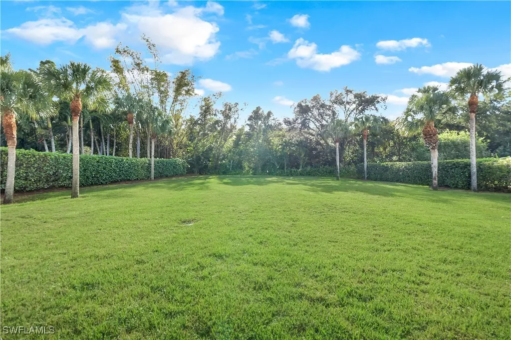 8683 Purslane Drive Naples FL 34109