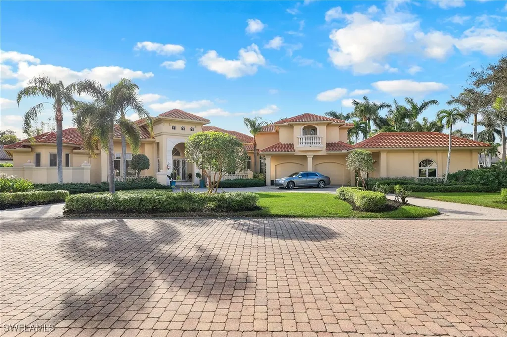 8683 Purslane Drive Naples FL 34109