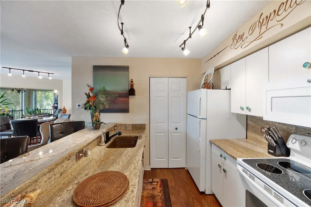 8870 Colonnades Court W Bonita Springs FL 34135