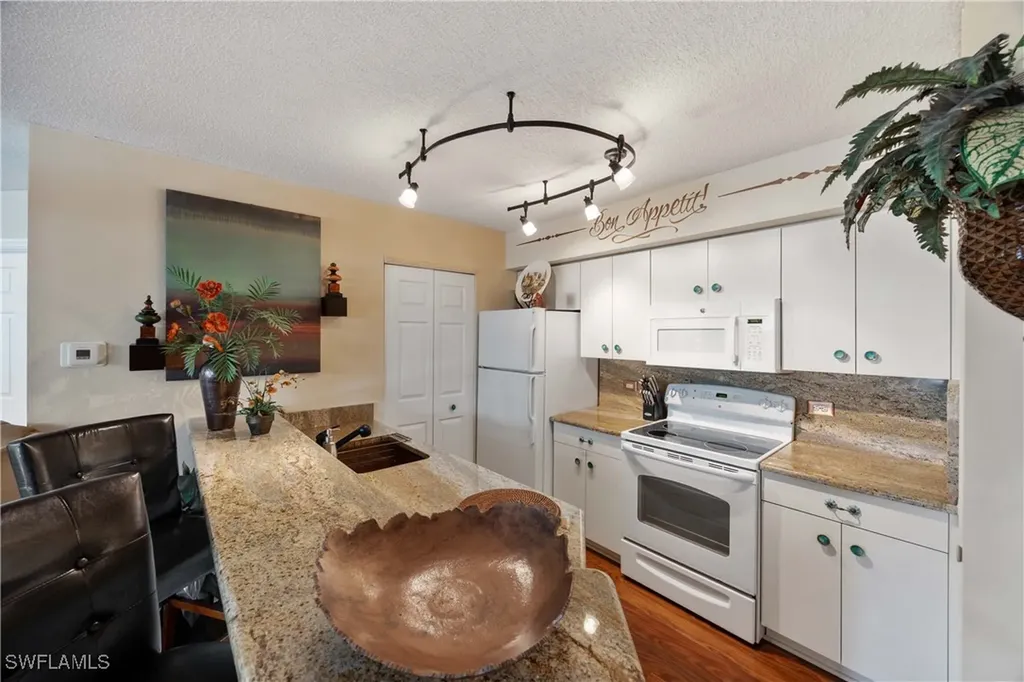 8870 Colonnades Court W Bonita Springs FL 34135