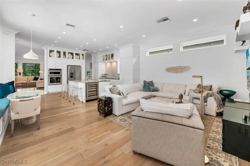 1725 York Island Drive Naples FL 34112