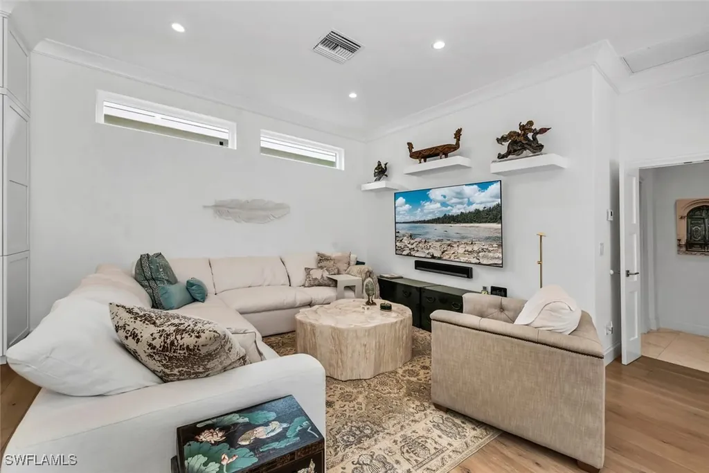 1725 York Island Drive Naples FL 34112
