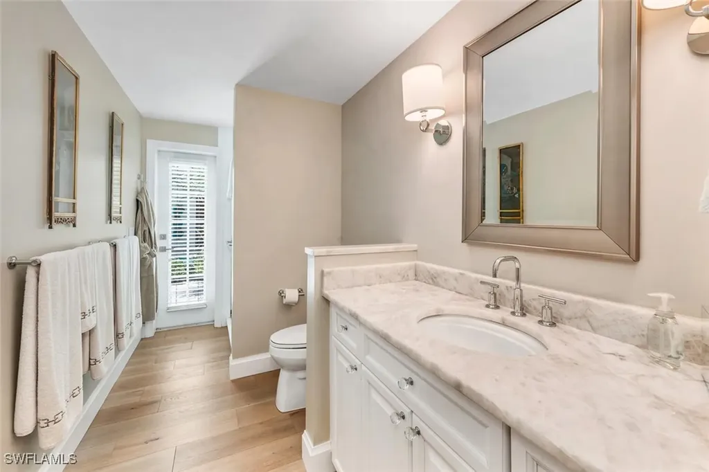 1725 York Island Drive Naples FL 34112