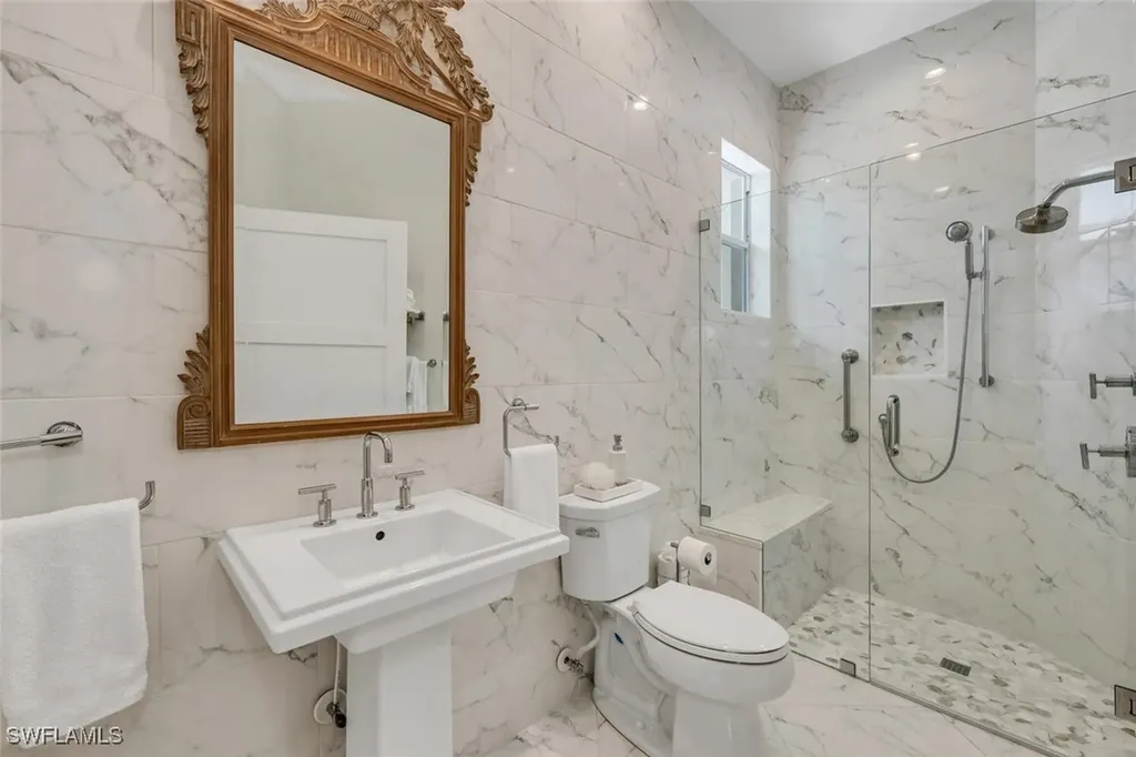 1725 York Island Drive Naples FL 34112