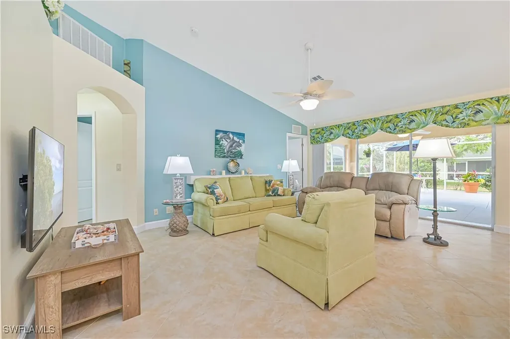 1427 SW 38th Terrace Cape Coral FL 33914