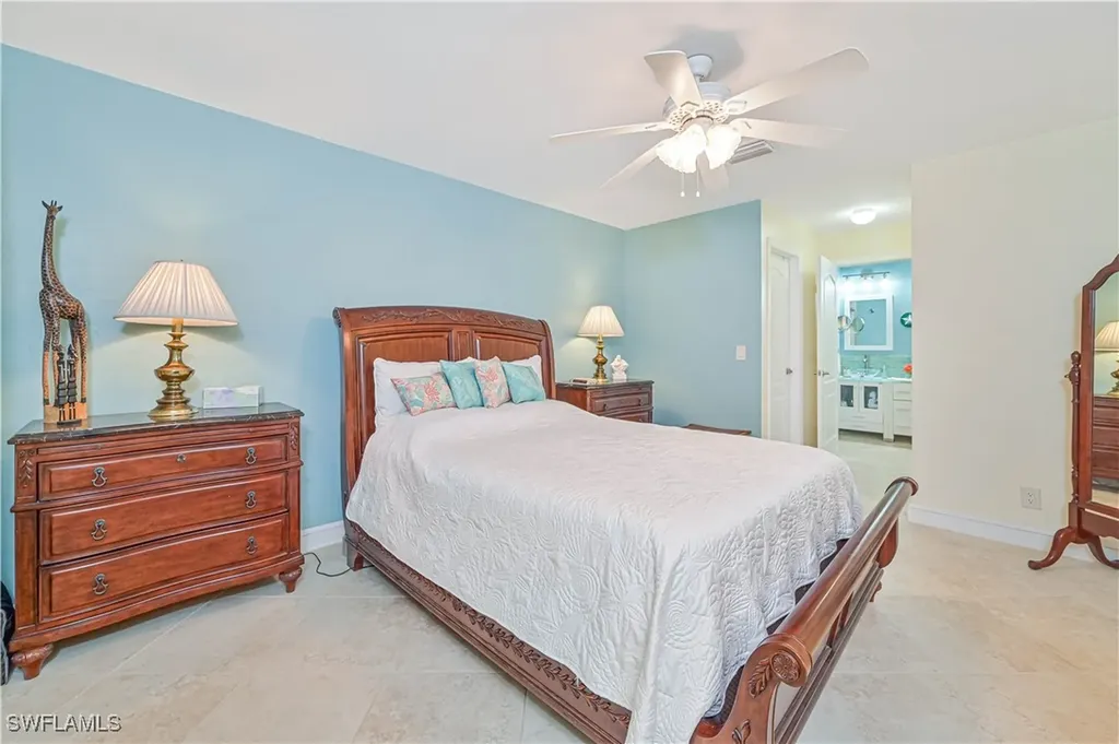 1427 SW 38th Terrace Cape Coral FL 33914