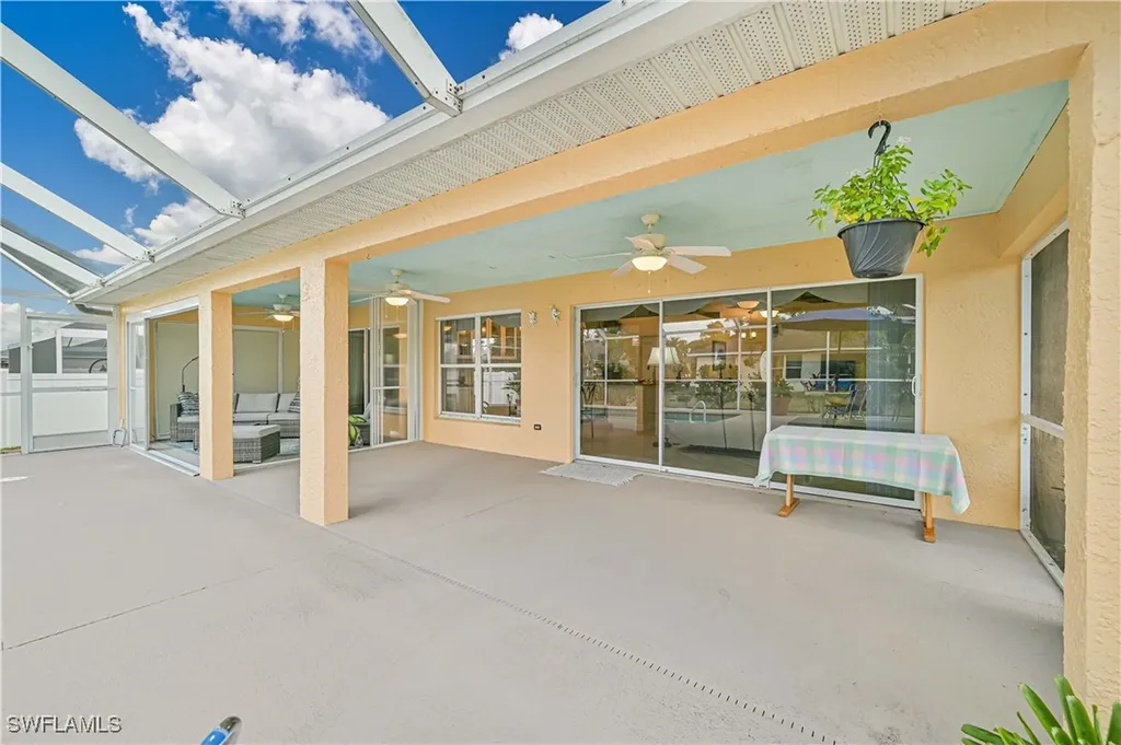 1427 SW 38th Terrace Cape Coral FL 33914