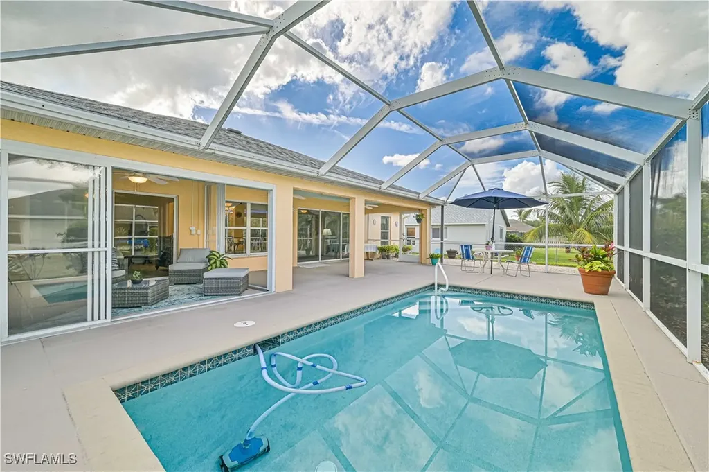 1427 SW 38th Terrace Cape Coral FL 33914
