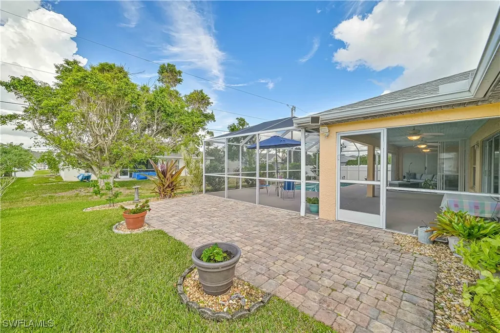 1427 SW 38th Terrace Cape Coral FL 33914