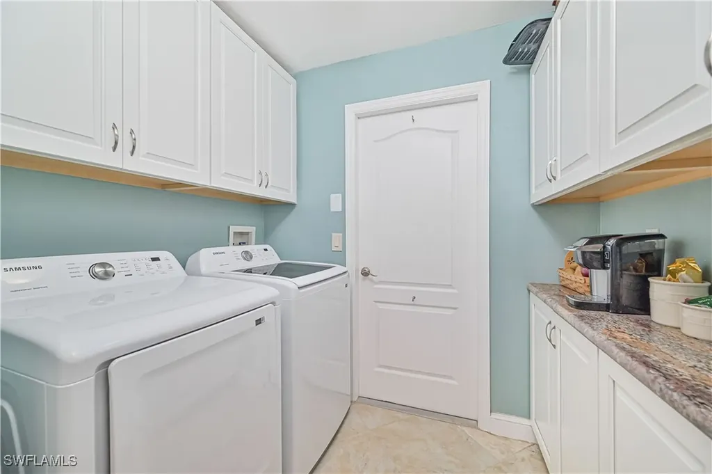 1427 SW 38th Terrace Cape Coral FL 33914