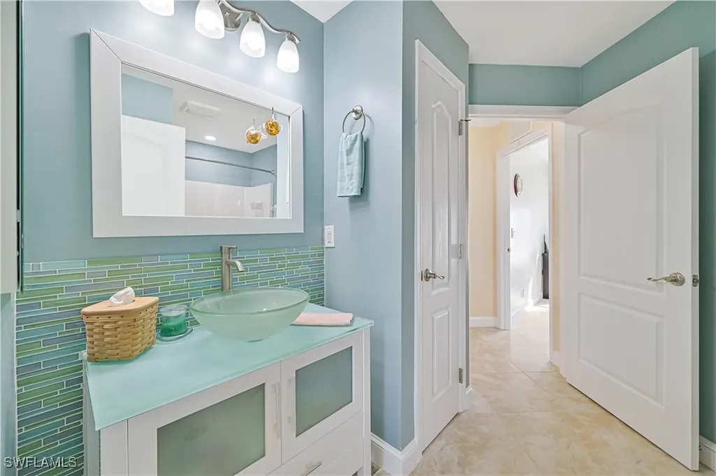 1427 SW 38th Terrace Cape Coral FL 33914