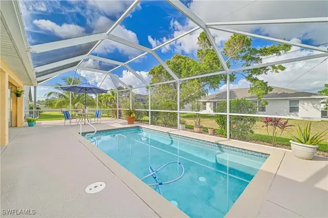 1427 SW 38th Terrace Cape Coral FL 33914