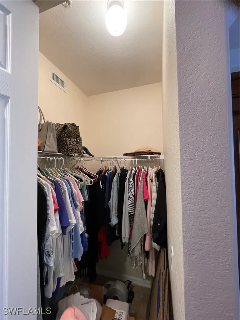 1105 Van Loon Commons Circle Cape Coral FL 33909