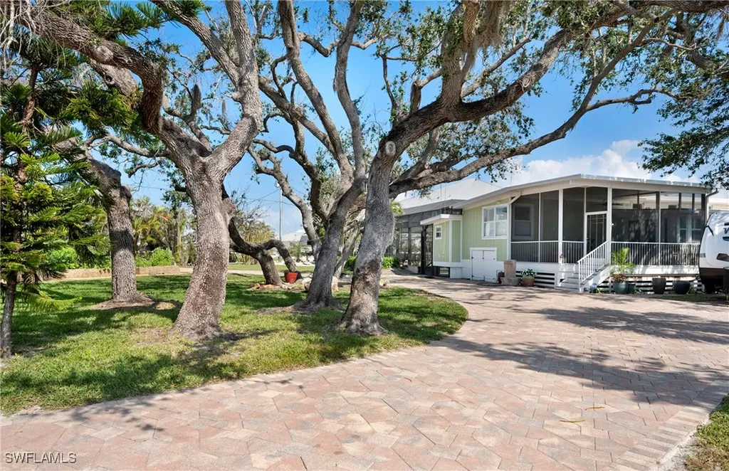 131 Falkirk Street Fort Myers Beach FL 33931