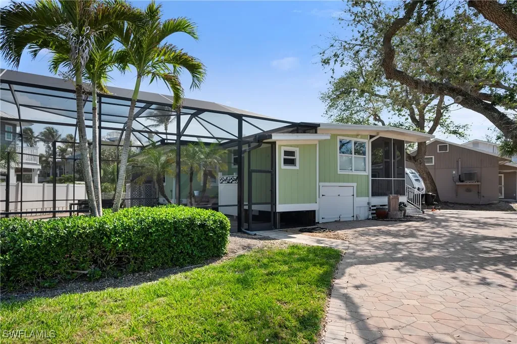 131 Falkirk Street Fort Myers Beach FL 33931