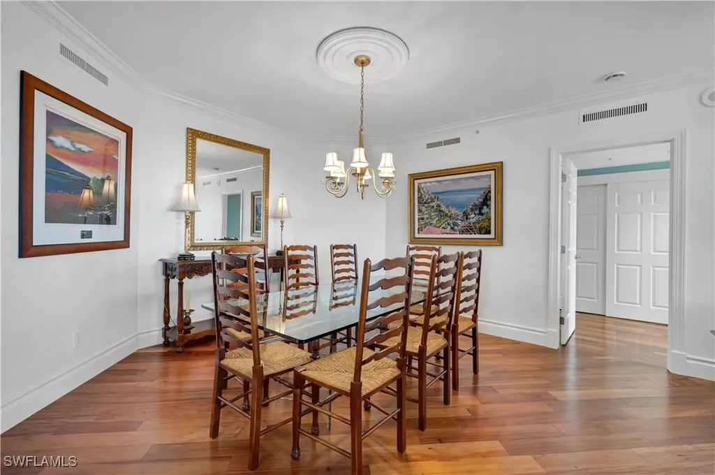 7575 Pelican Bay Boulevard Naples FL 34108
