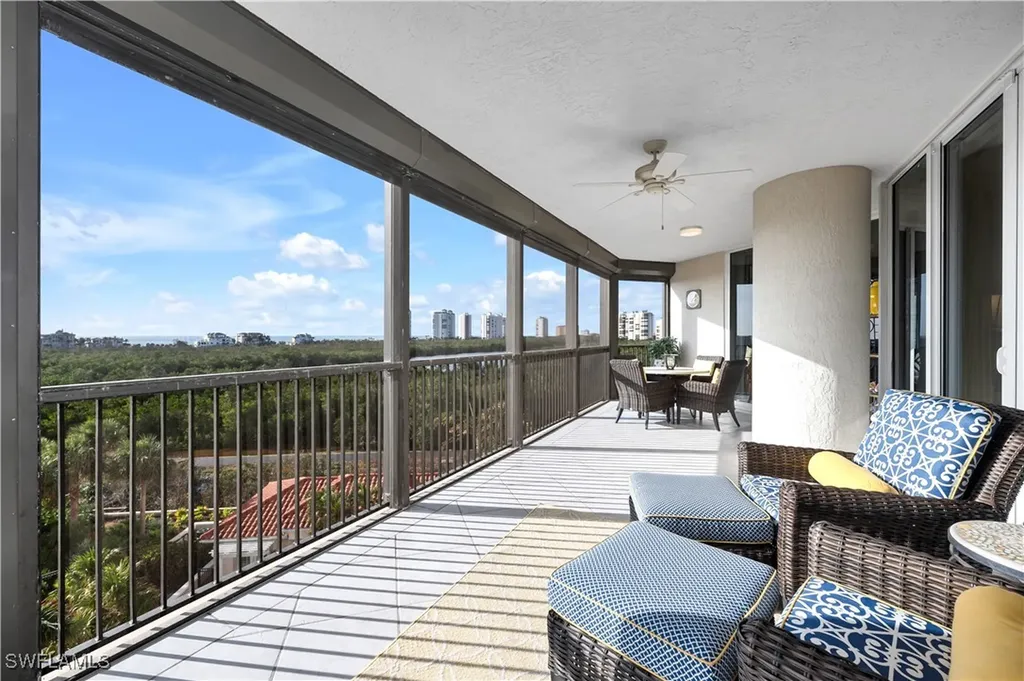 7575 Pelican Bay Boulevard Naples FL 34108
