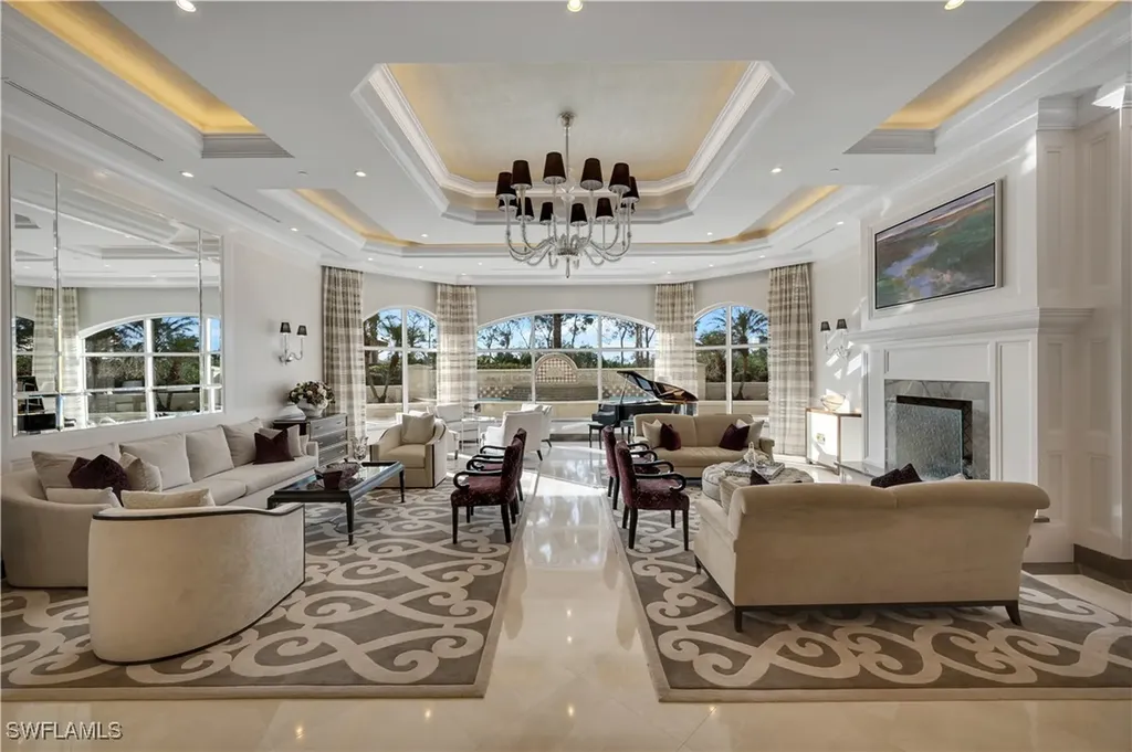 7575 Pelican Bay Boulevard Naples FL 34108