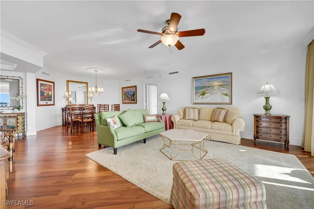 7575 Pelican Bay Boulevard Naples FL 34108