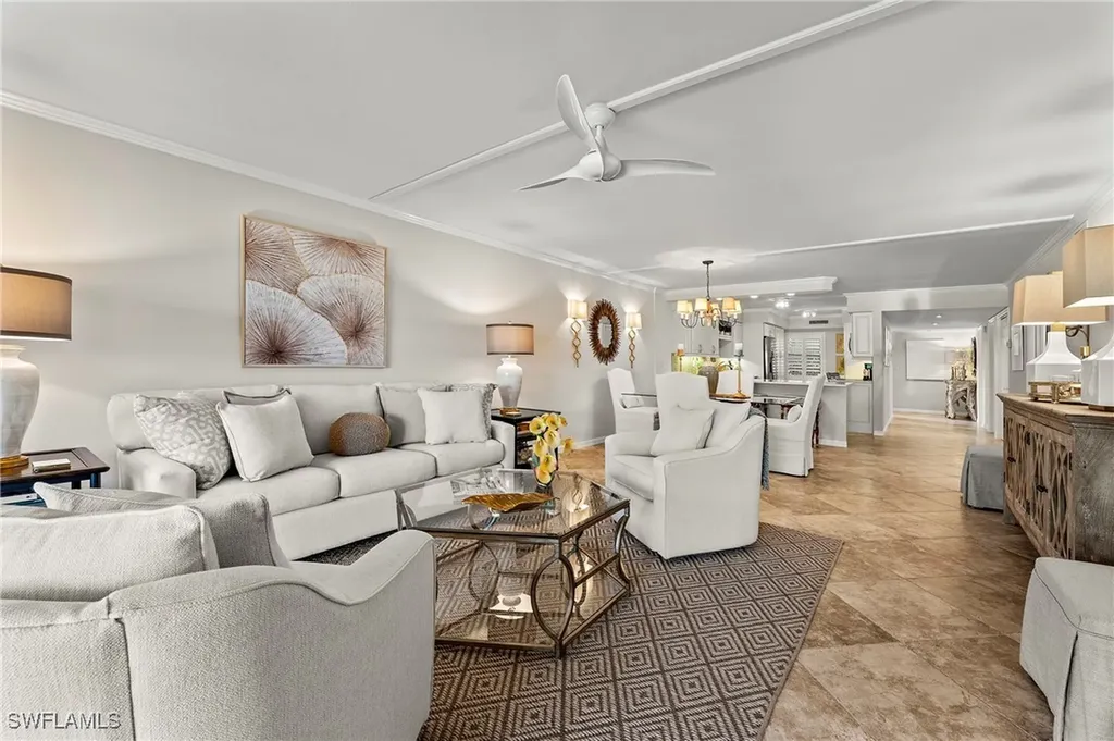 4155 Crayton Road Naples FL 34103