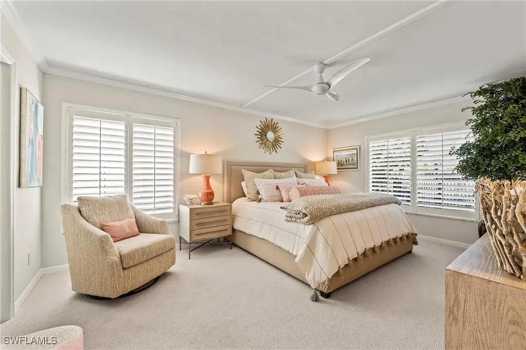 4155 Crayton Road Naples FL 34103