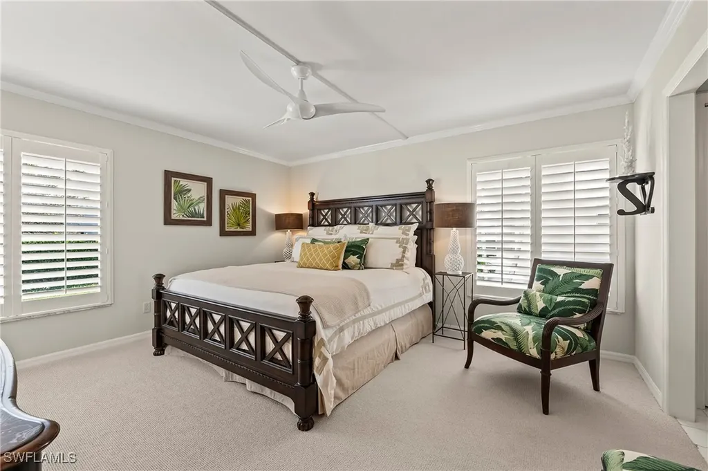 4155 Crayton Road Naples FL 34103