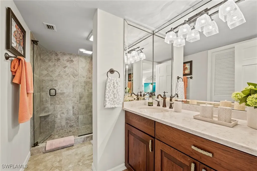 4155 Crayton Road Naples FL 34103