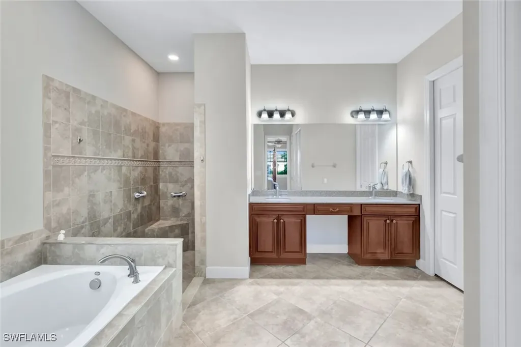 9341 Slate Court Naples FL 34120