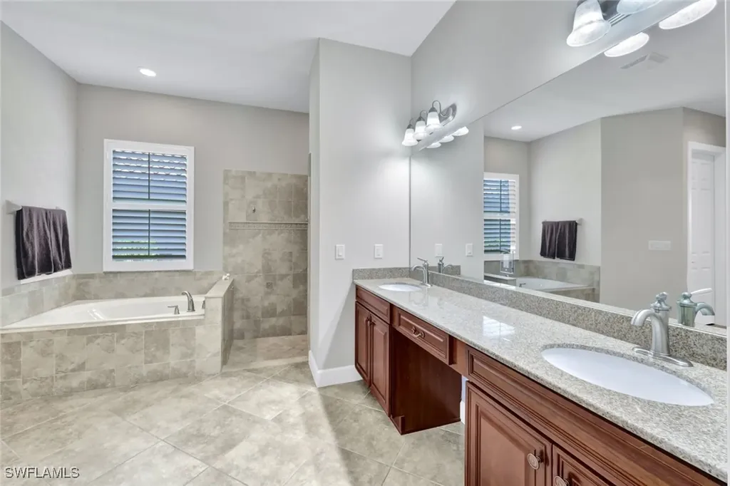 9341 Slate Court Naples FL 34120