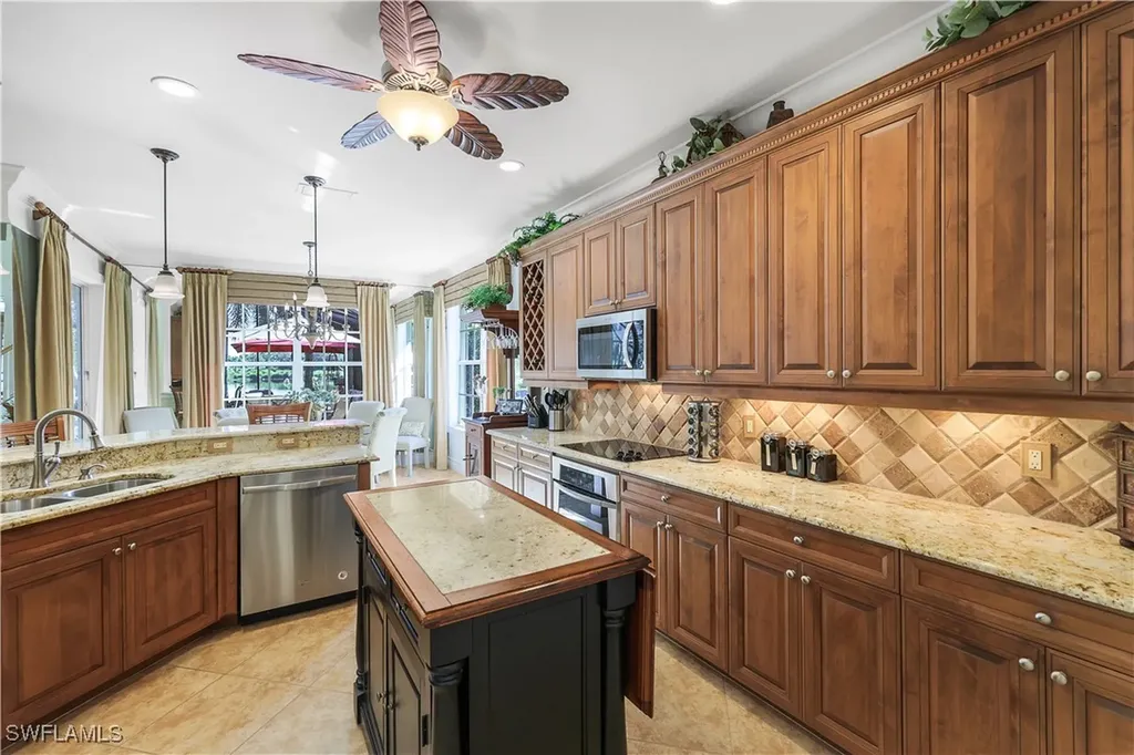 9104 Quartz Lane Naples FL 34120