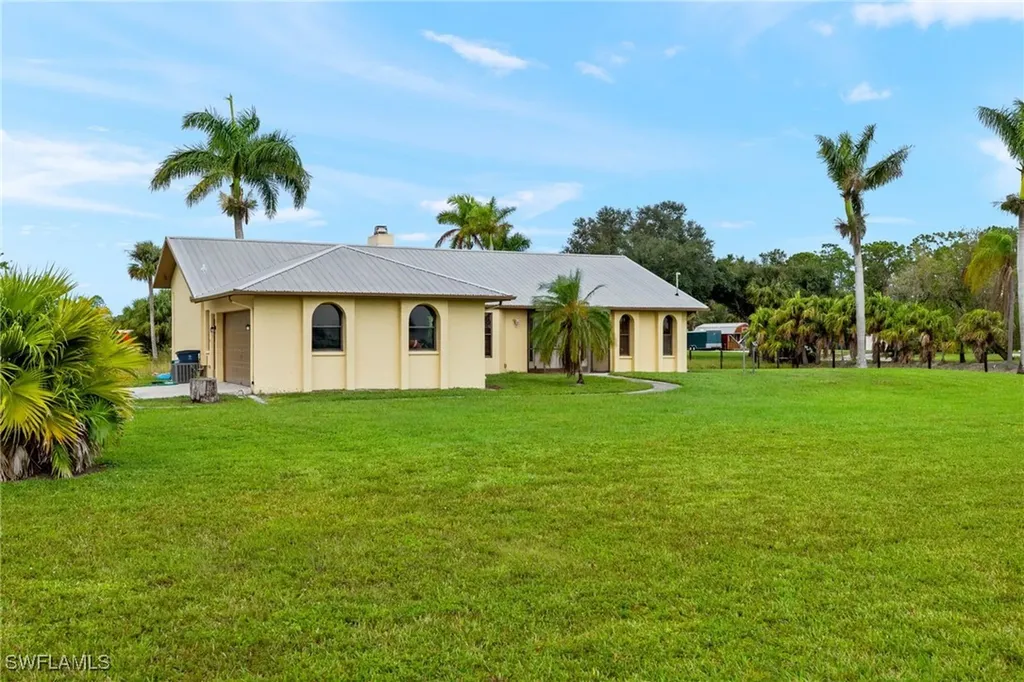 19651 State Road 31 North Fort Myers FL 33917