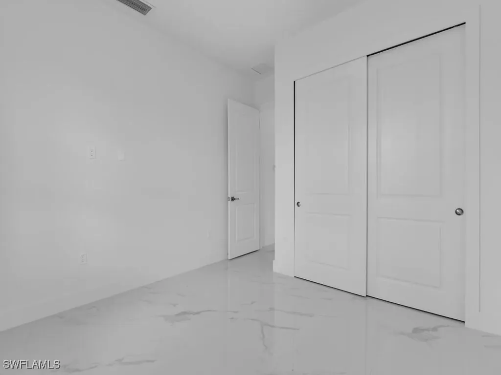 6022 Thrush Avenue Fort Myers FL 33905